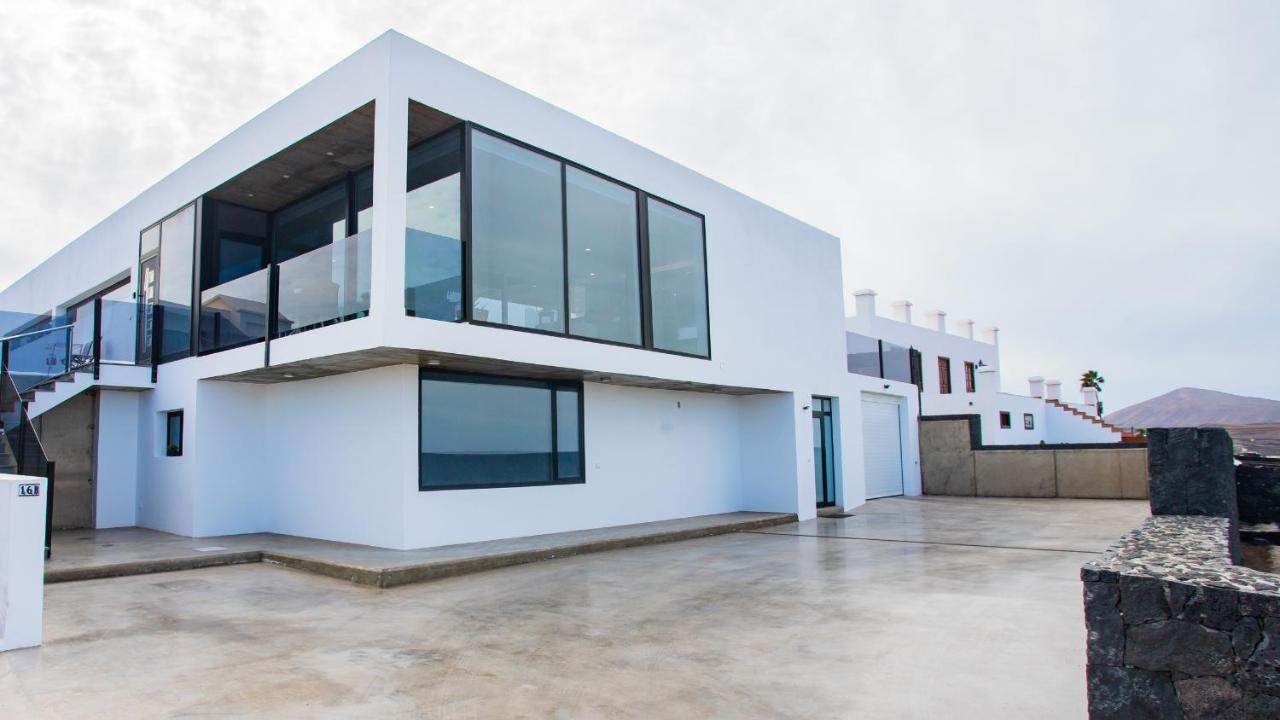 Eslanzarote Villa Tony, heated pool, jacuzzi La Costa Exterior foto